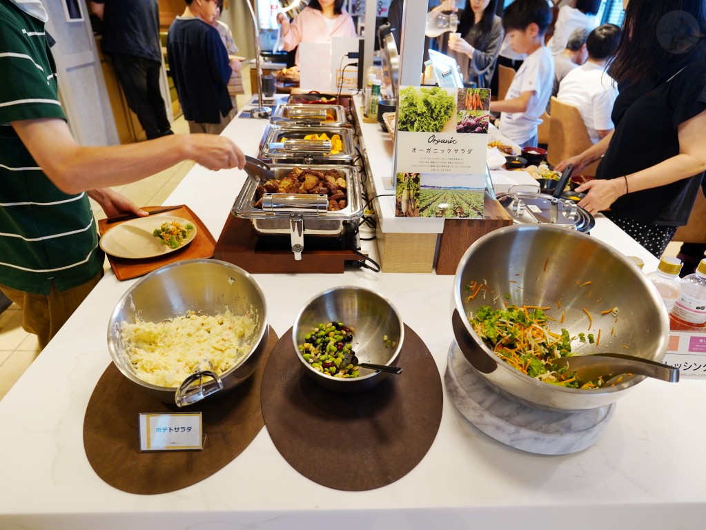 旅咖的八戶飯店早餐日西式組合實拍