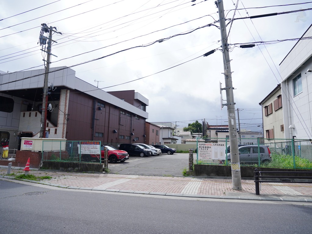 超級天然溫泉酒店第二停車場-八戶市住宿車位實景