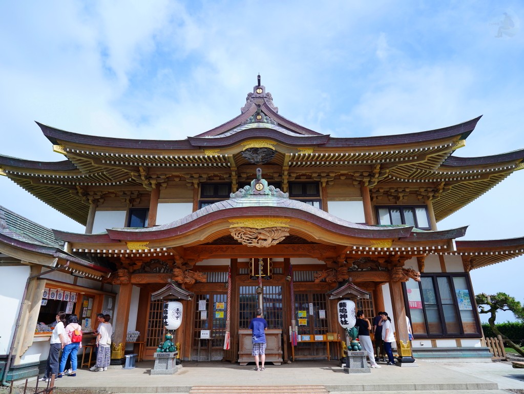 蕪嶋神社拜殿正面-主祀市杵島姬命弁財天