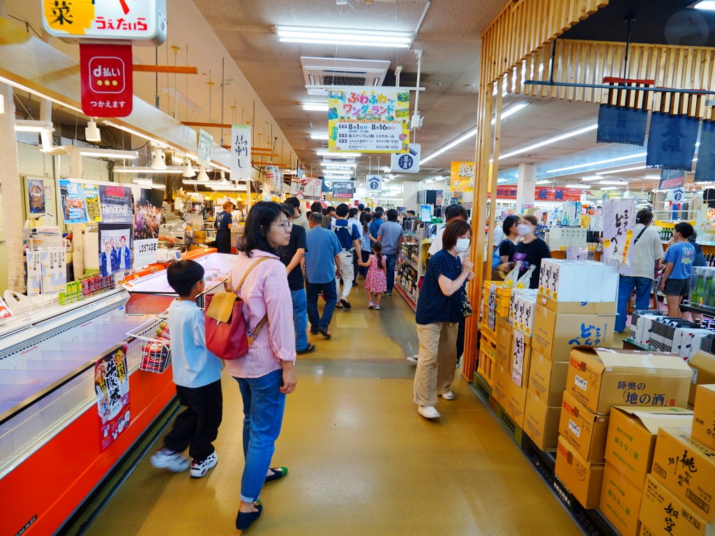 八食中心館內人潮實況